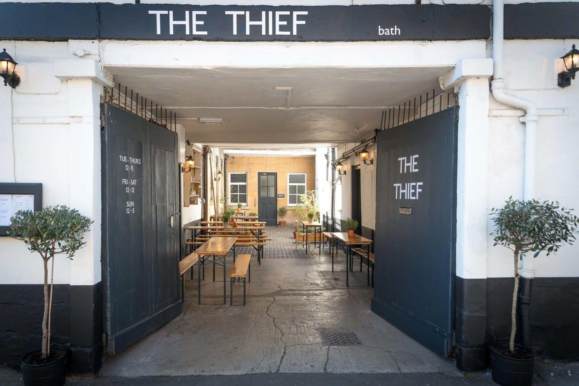 Отель The Thief Бат Экстерьер фото